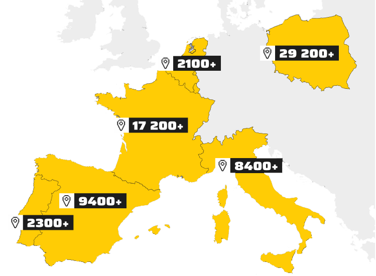 Map of Europe showing the countries where the InPost International service is available, along with the number of parcel points in each market. Poland - 29200, Italy - 8400, France - 17200, Benelux - 2100, Spain - 9400, Portugal - 2300.