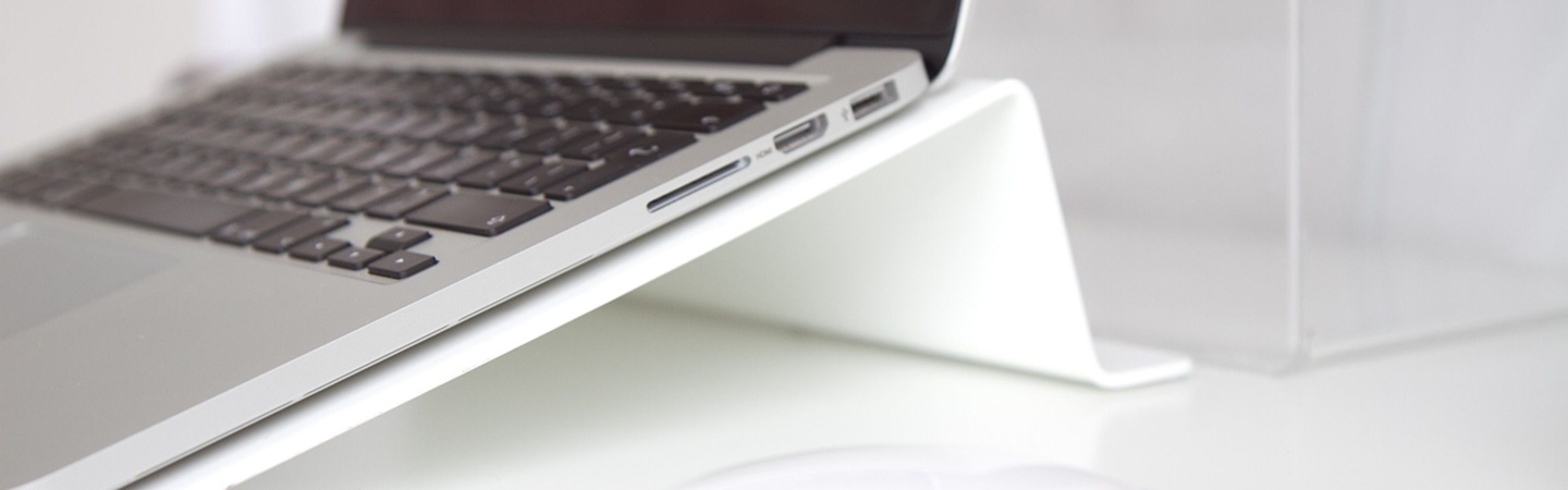 Najlepsze podstawki chłodzące do laptopów – na co warto zwrócić uwagę?