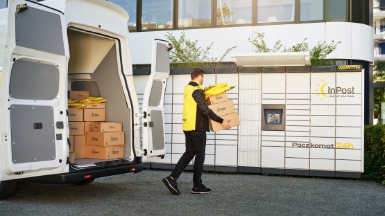Nadanie paczki przez Paczkomat